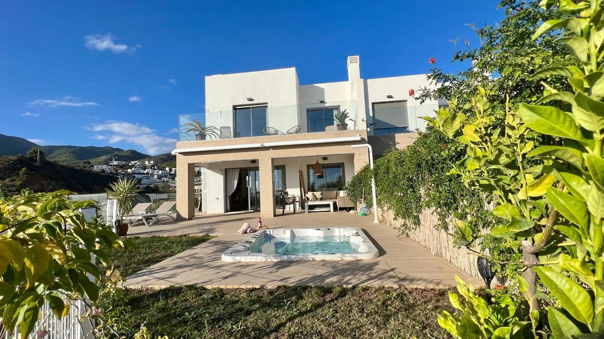 Casa Carolina - This One In Higueron With Jacuzzi, Pool And Best Views Mijas
